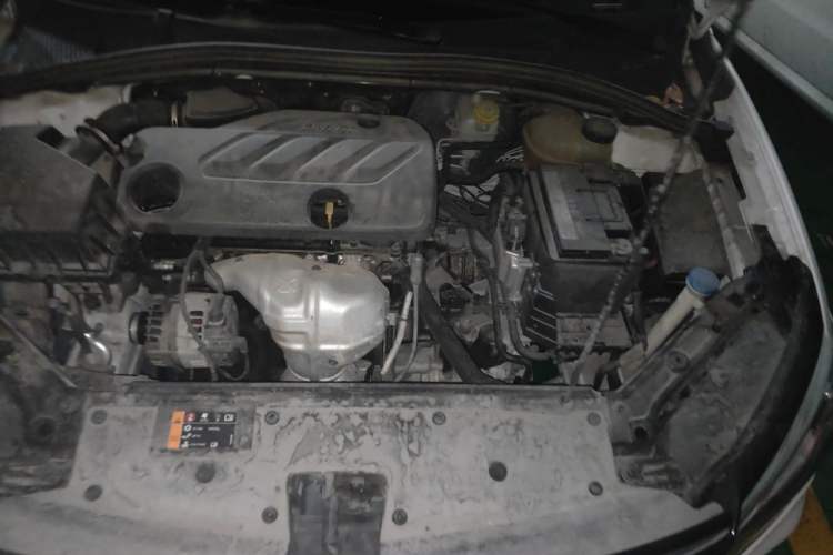 Used Roewe i5 2019 1.5L Automatic 4G Connected Langhao Edition Engine Bay Left