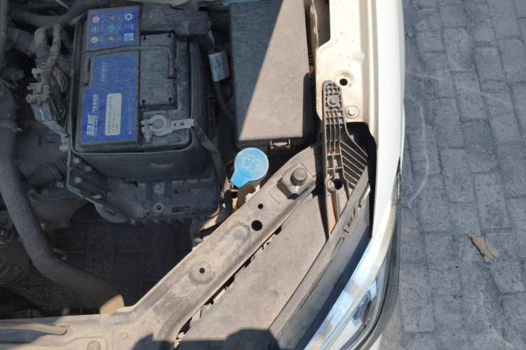 Used Roewe i5 2019 1.5L Manual 4G Connectable Langhao Edition Engine Bay Left