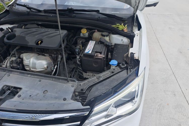 Used Roewe i5 2019 1.5L Automatic 4G Connected Langhao Edition Engine Bay Left