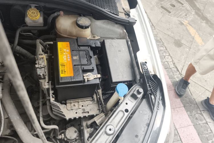 Used Roewe i5 2019 1.5L Automatic 4G Connected Langhao Edition Engine Bay Left
