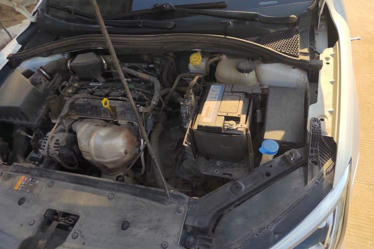 Used Roewe i5 2019 1.5L Automatic 4G Connected Linghao Edition Engine Bay Left