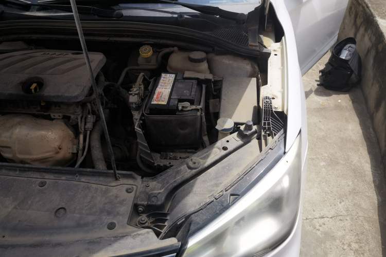 Used Roewe i5 2019 1.5L Manual 4G Connectable Langhao Edition Engine Bay Left