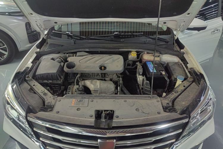 Used Roewe i5 2019 1.5L Automatic 4G Connected Langhao Edition Engine Bay