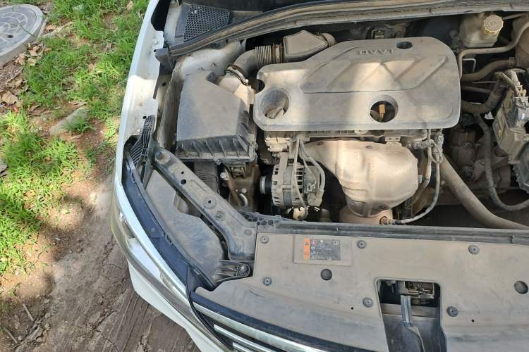 Used Roewe i5 2019 1.5L Manual 4G Connectable Langhao Edition Engine Bay Right