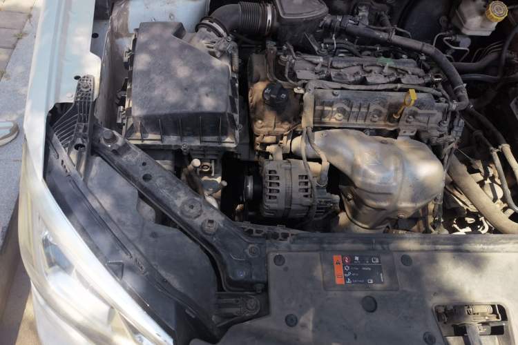 Used Roewe i5 2019 1.5L Automatic 4G Connected Linghao Edition Engine Bay Right