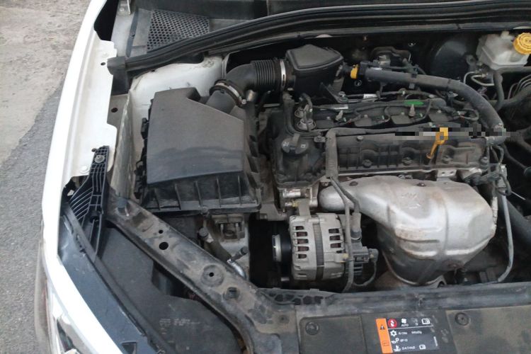 Used Roewe i5 2019 1.5L Automatic 4G Connected Langyue Edition Engine Bay Right