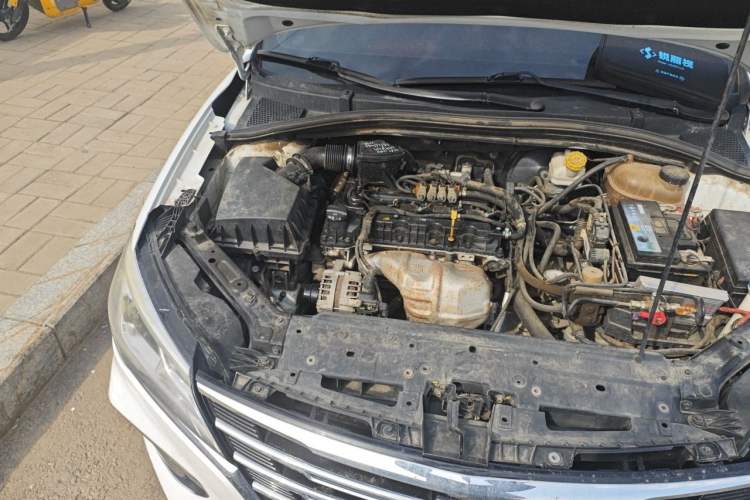 Used Roewe i5 2019 1.5L Automatic 4G Connected Linghao Edition Engine Bay Right