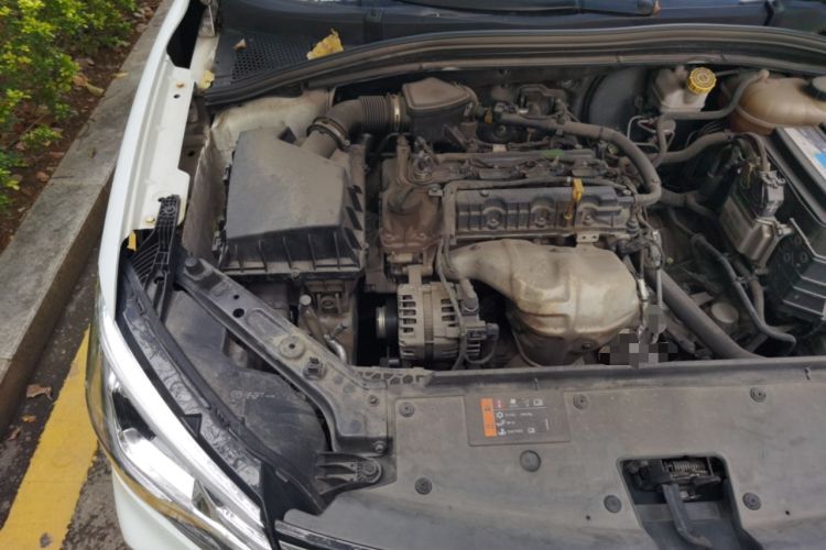 Used Roewe i5 2019 1.5L Automatic 4G Connected Langyue Edition Engine Bay Right