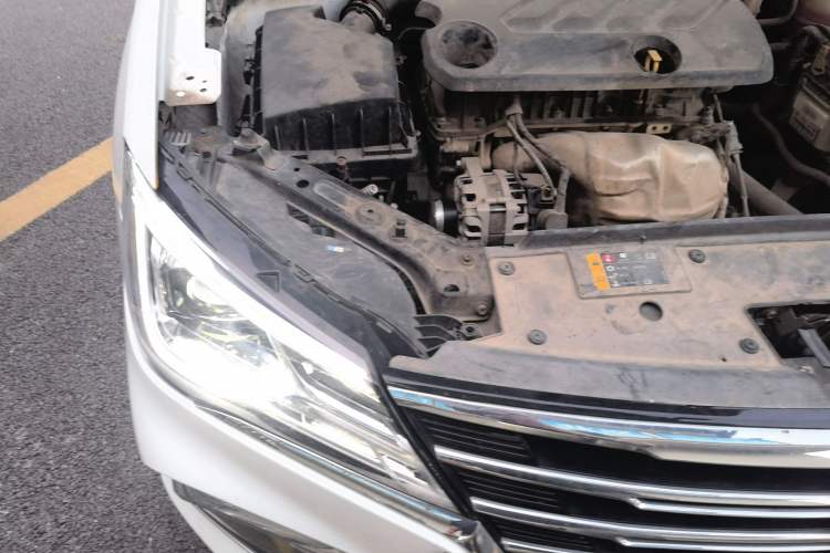 Used Roewe i5 2019 1.5L Manual 4G Connectable Langhao Edition Engine Bay Right