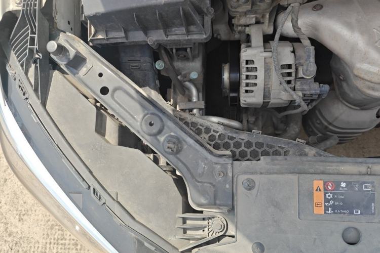 Used Roewe i5 2019 1.5L Automatic 4G Connected Langyue Edition Engine Bay Right
