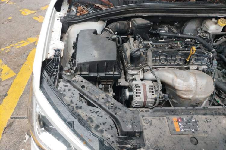 Used Roewe i5 2019 1.5L Automatic 4G Connected Linghao Edition Engine Bay Right