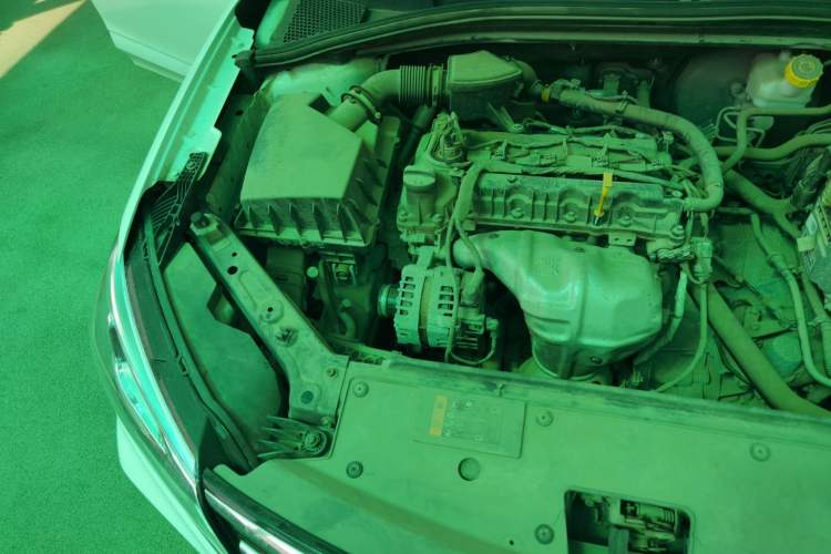 Used Roewe i5 2019 1.5L Automatic 4G Connected Langyue Edition Engine Bay Right