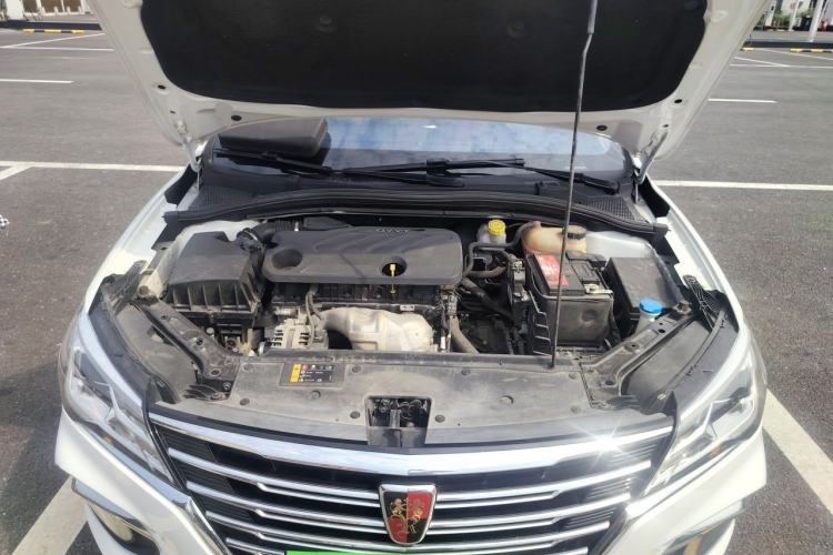 Used Roewe i5 2019 1.5L Automatic 4G Connected Langhao Edition Engine Bay