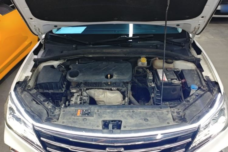 Used Roewe i5 2019 1.5L Manual 4G Connect Leehao Flagship Edition Engine Bay