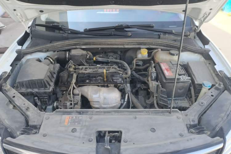 Used Roewe i5 2019 1.5L Manual 4G Connected Langyue Edition Engine Bay