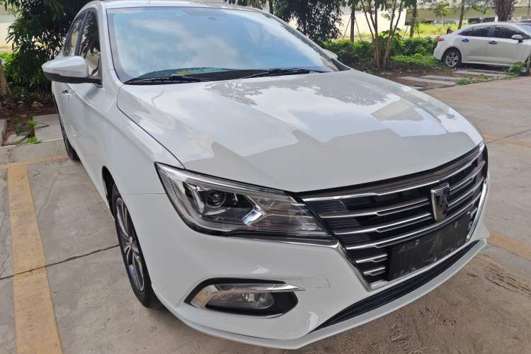 Used Roewe i5 2019 1.5L Manual 4G Connect Leehao Flagship Edition Exterior 1