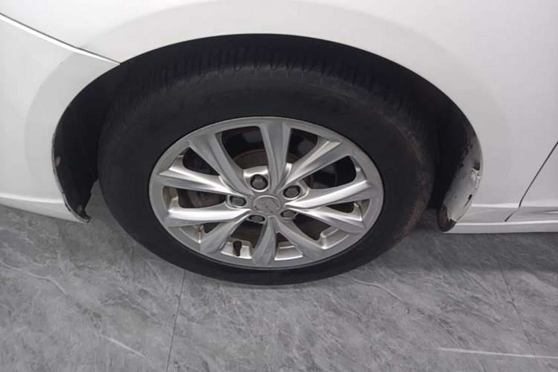 Used Roewe i5 2019 1.5L Manual 4G Connected Langyue Edition Exterior 3