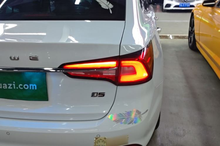 Used Roewe i5 2019 1.5L Manual 4G Connect Leehao Flagship Edition Exterior 3