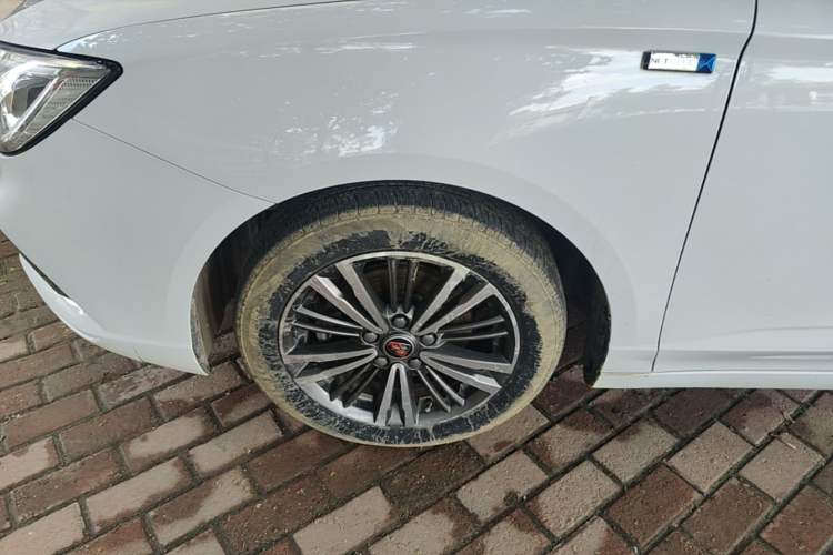 Used Roewe i5 2019 1.5L Automatic 4G Connected Langhao Edition Exterior 4