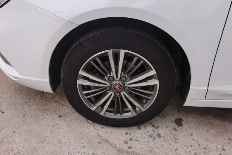 Used Roewe i5 2019 1.5L Automatic 4G Connected Langhao Edition Exterior 4