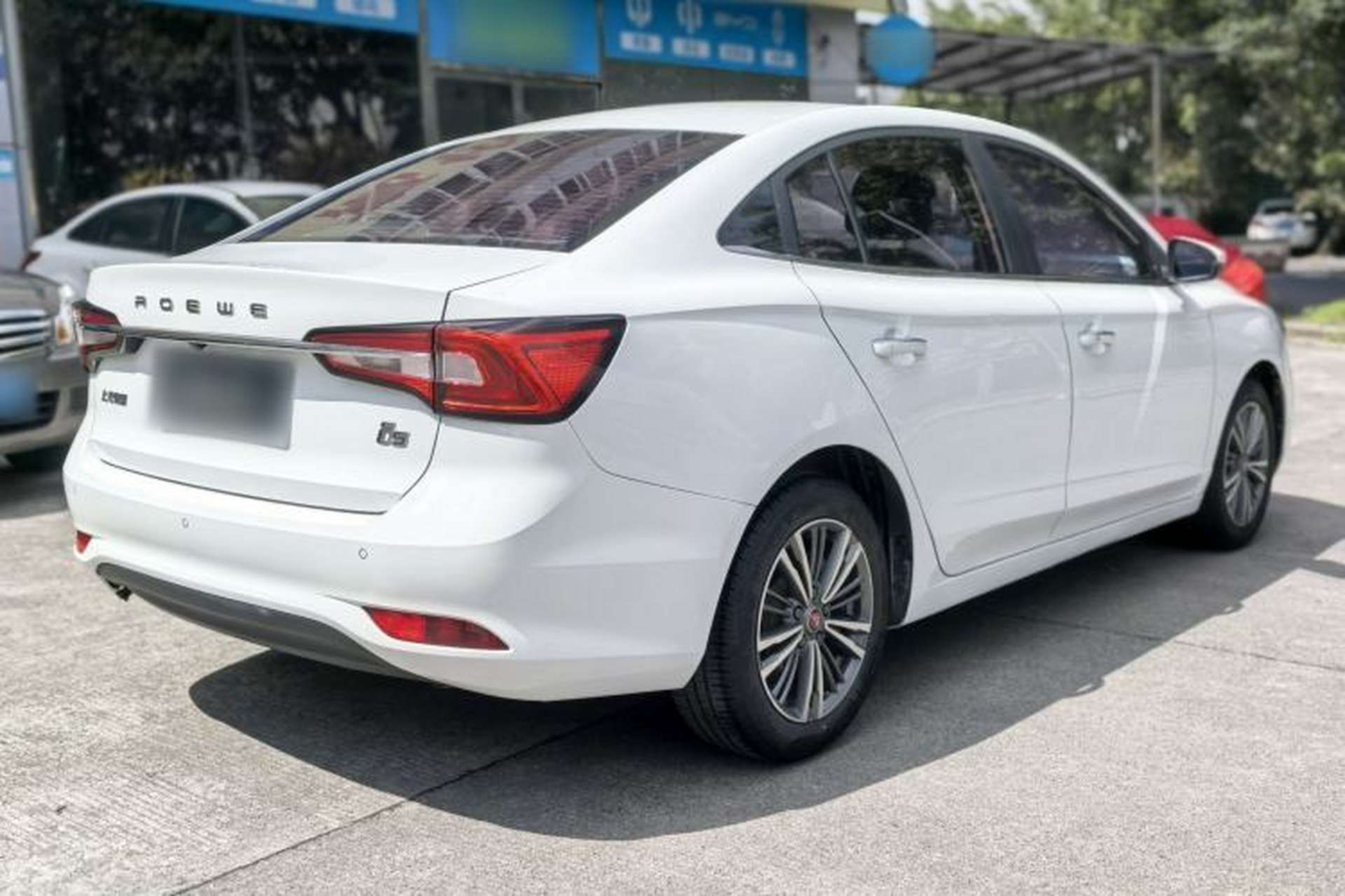 Used Roewe i5 2019 1.5L Manual 4G Connectable Langhao Edition Exterior 5