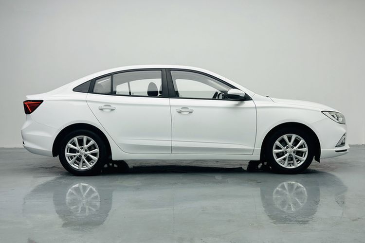 Used Roewe i5 2019 1.5L Manual 4G Connect Luxury Edition Exterior 5