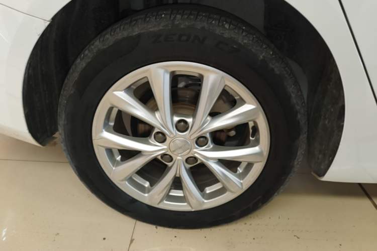 Used Roewe i5 2019 1.5L Manual 4G Connected Langyue Edition Exterior 5