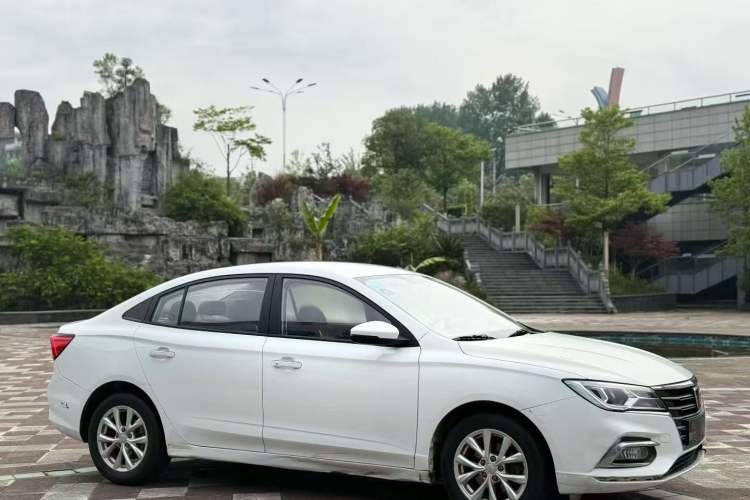 Used Roewe i5 2019 1.5L Manual 4G Connected Langyue Edition Exterior 6