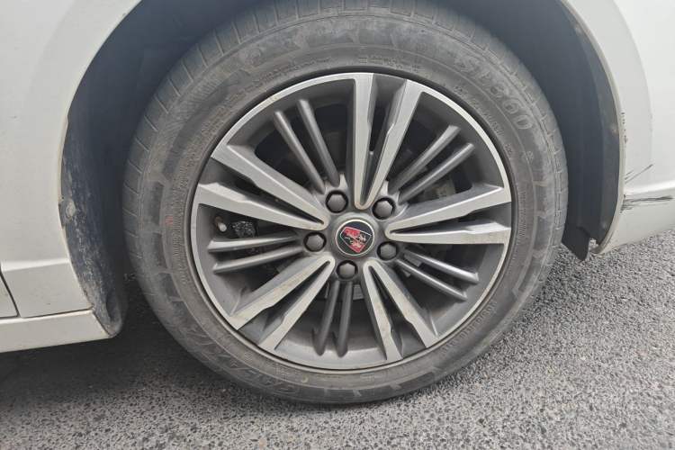 Used Roewe i5 2019 1.5L Automatic 4G Connected Langhao Edition Exterior 7