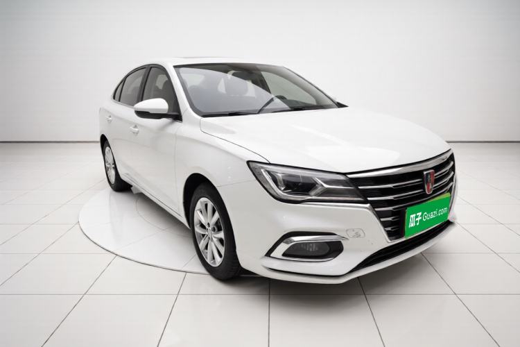 Used Roewe i5 2019 1.5L Automatic 4G Connected Langyue Edition Front Right 45 Deg