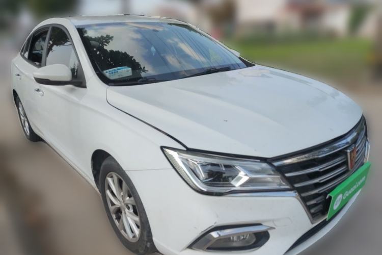 Used Roewe i5 2019 1.5L Manual 4G Connected Langyue Edition Front Right 45 Deg