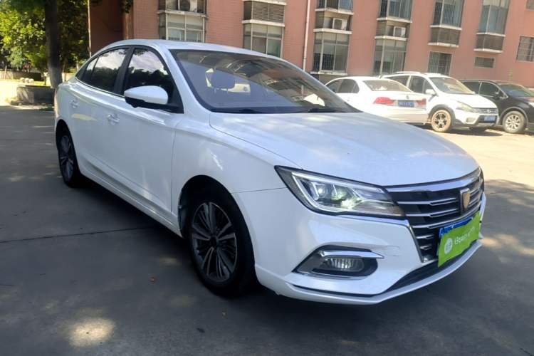 Used Roewe i5 2019 1.5L Automatic 4G Connected Langhao Edition Front Right 45 Deg