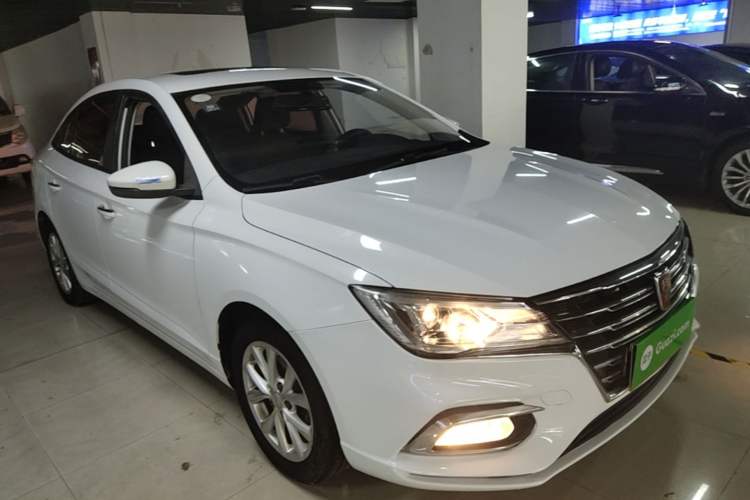 Used Roewe i5 2019 1.5L Automatic 4G Connected Linghao Edition Front Right 45 Deg