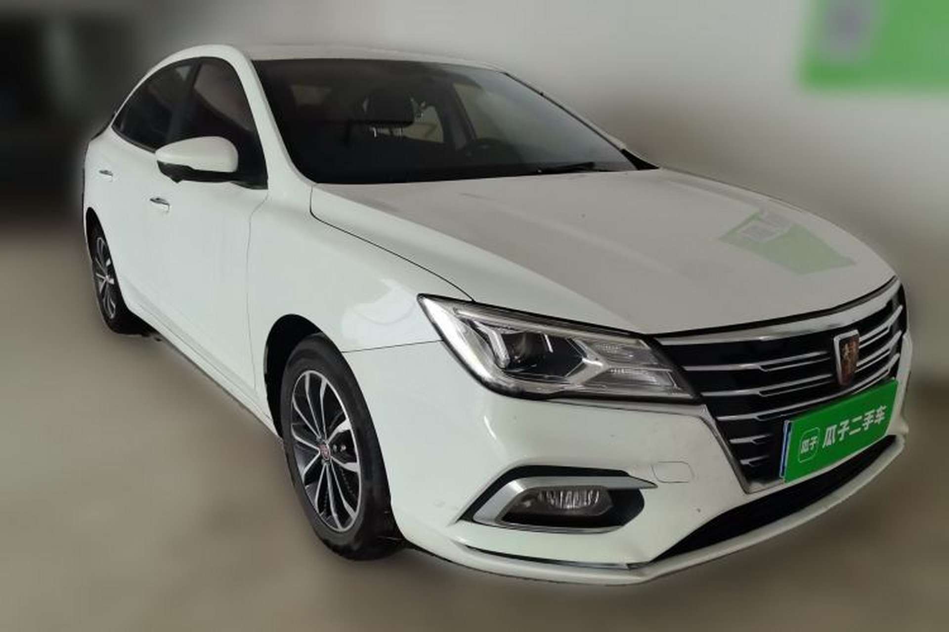 Used Roewe i5 2019 1.5L Automatic 4G Connected Linghao Flagship Edition Front Right 45 Deg