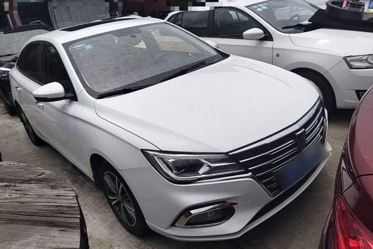 Used Roewe i5 2019 1.5L Manual 4G Connectable Langhao Edition Front Right 45 Deg