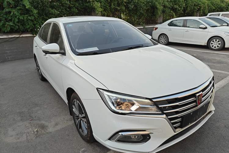 Used Roewe i5 2019 1.5L Automatic 4G Connected Langhao Edition Front Right 45 Deg