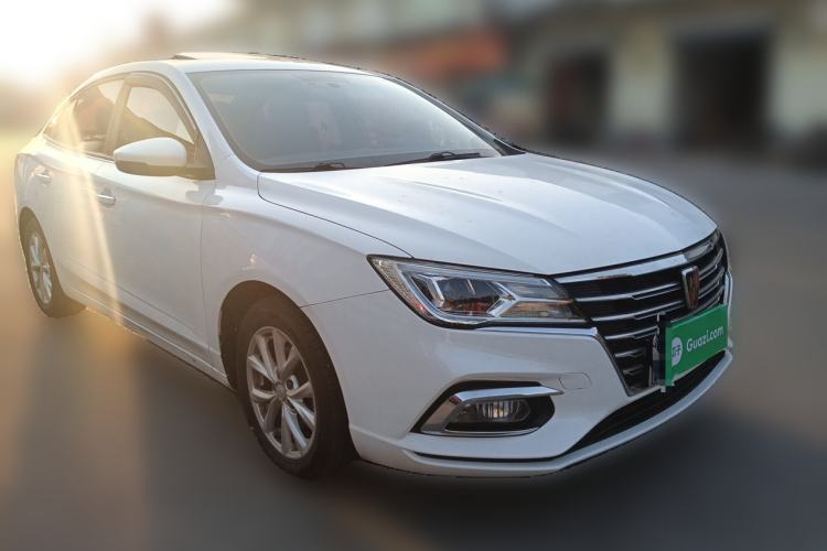 Used Roewe i5 2019 1.5L Automatic 4G Connected Langyue Edition Front Right 45 Deg