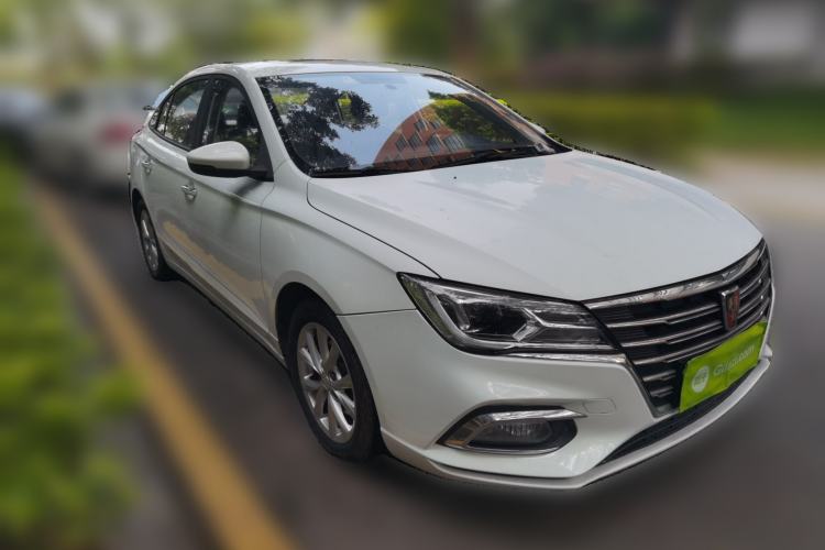 Used Roewe i5 2019 1.5L Automatic 4G Connected Langyue Edition Front Right 45 Deg