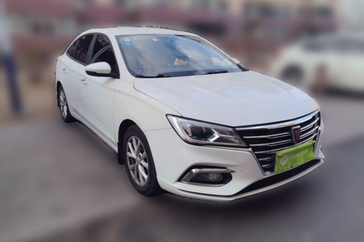 Used Roewe i5 2019 1.5L Manual 4G Connected Langyue Edition Front Right 45 Deg