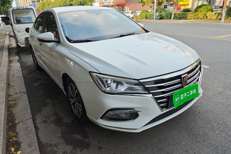 Used Roewe i5 2019 1.5L Manual 4G Connectable Langhao Edition Front Right 45 Deg