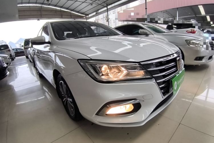 Used Roewe i5 2019 1.5L Manual 4G Connectable Langhao Edition Front Right 45 Deg