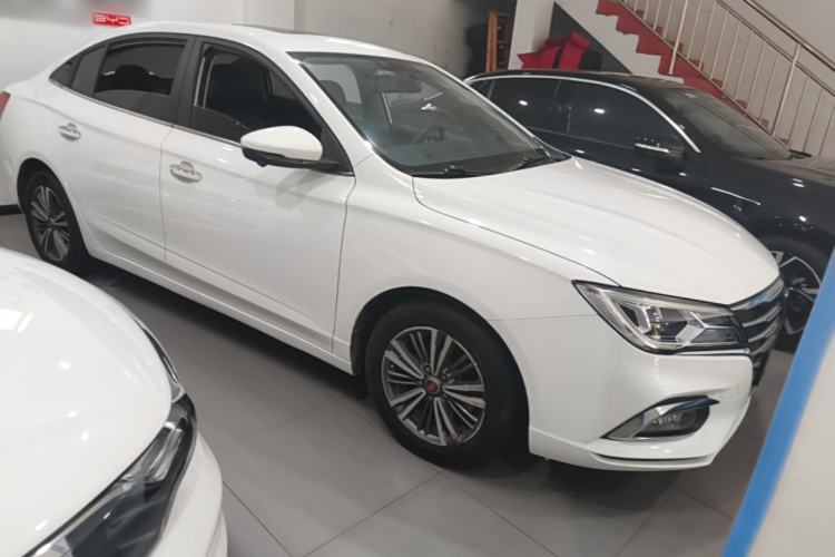 Used Roewe i5 2019 1.5L Automatic 4G Connected Langhao Edition Front Right 45 Deg