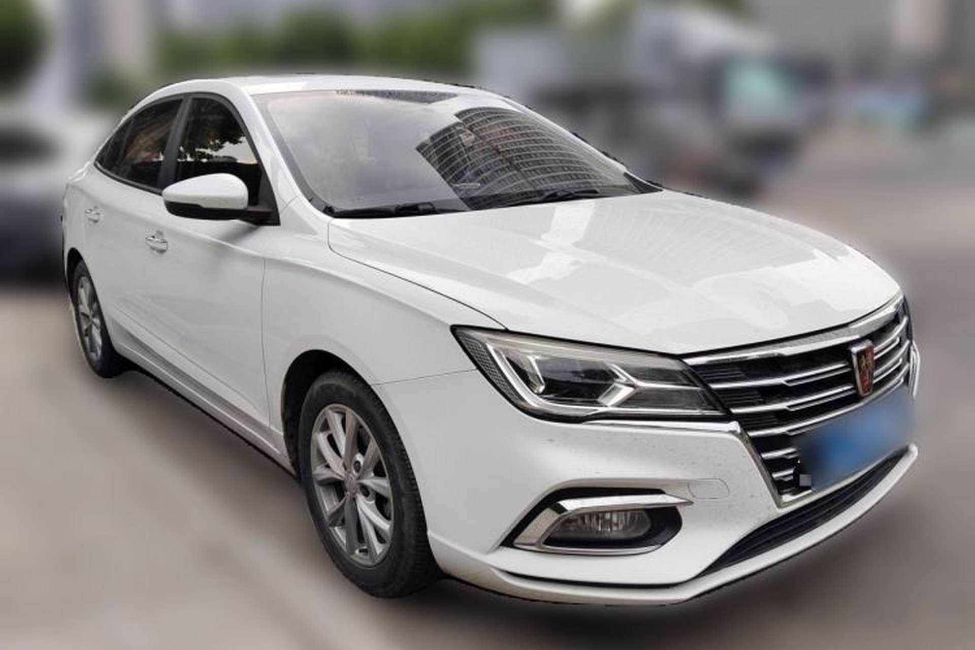 Used Roewe i5 2019 1.5L Automatic 4G Connected Linghao Edition Front Right 45 Deg