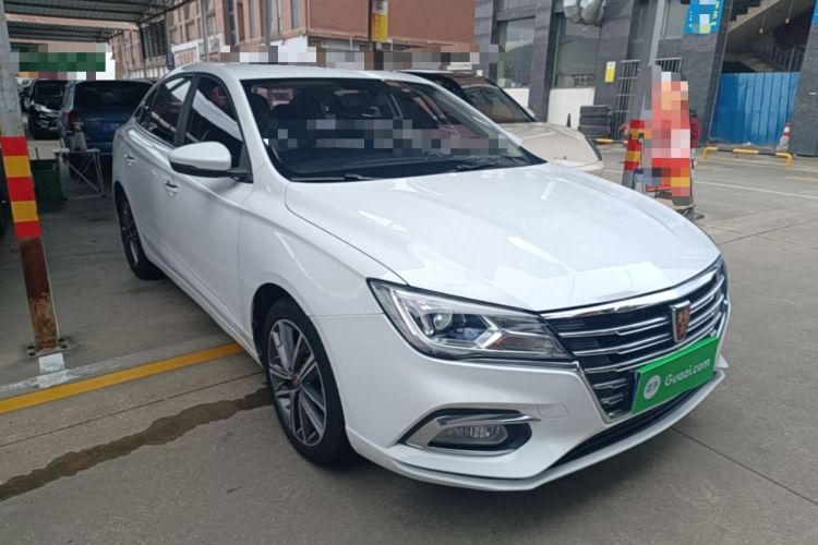 Used Roewe i5 2019 20T Automatic 4G Connected Supercharged Flagship Edition Front Right 45 Deg