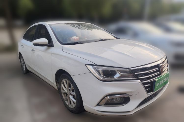 Used Roewe i5 2019 1.5L Automatic 4G Connected Langyue Edition Front Right 45 Deg