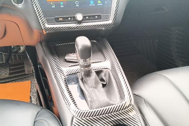 Used Roewe i5 2019 1.5L Automatic 4G Connected Langhao Edition Gear Lever
