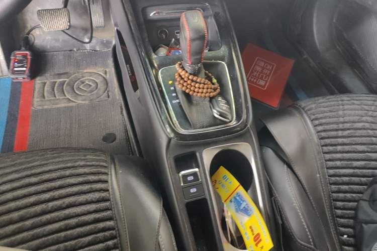 Used Roewe i5 2019 1.5L Automatic 4G Connected Langhao Edition Gear Lever