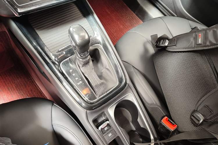 Used Roewe i5 2019 1.5L Automatic 4G Connected Langhao Edition Gear Lever
