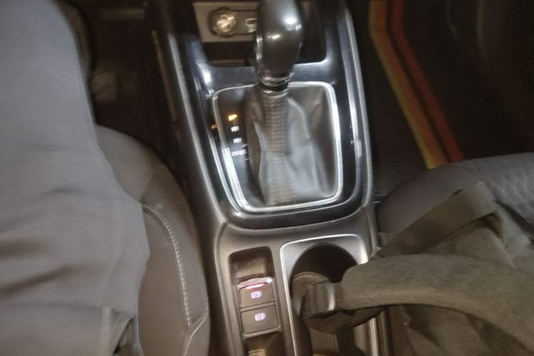 Used Roewe i5 2019 1.5L Automatic 4G Connected Linghao Edition Gear Lever