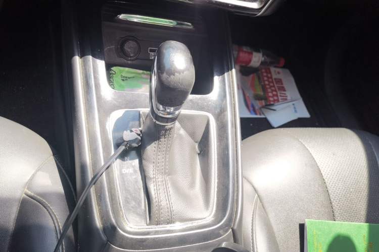Used Roewe i5 2019 1.5L Automatic 4G Connected Linghao Edition Gear Lever